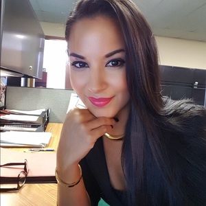 Meet your Posher, Ivette